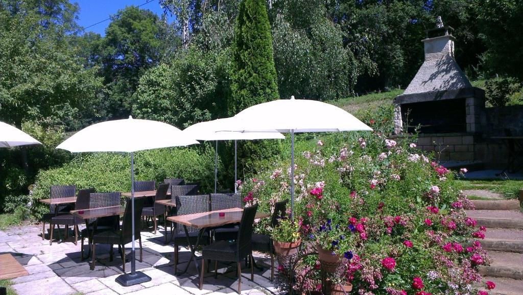 Hôtel Restaurant Rodier Campagnac (Aveyron) Exterior foto