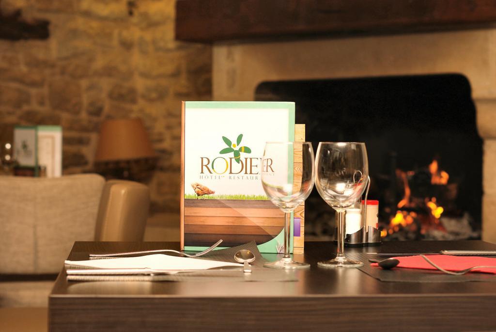 Hôtel Restaurant Rodier Campagnac (Aveyron) Exterior foto